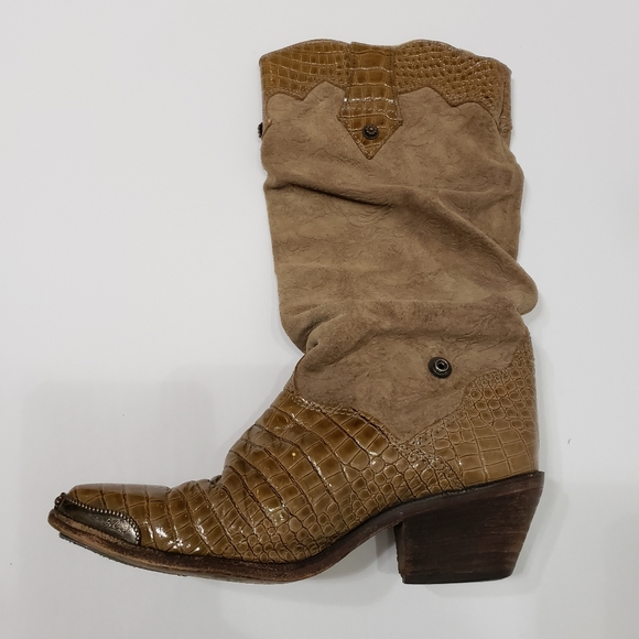 ZODIAC Boots - Picture 2 of 9